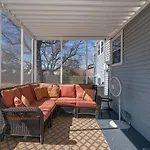 Stylish Haven 11 Minutes From The Richmond Airport