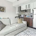 Landing Modern Apartment With Amazing Amenities