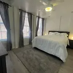 Vibe Central - Chic Shockoe 1Br