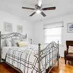 Rf Central Location W Fenced Backyard Fire-Pit