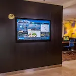 Courtyard By Marriott Richmond West