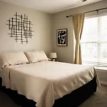 Cozy Home In Richmond