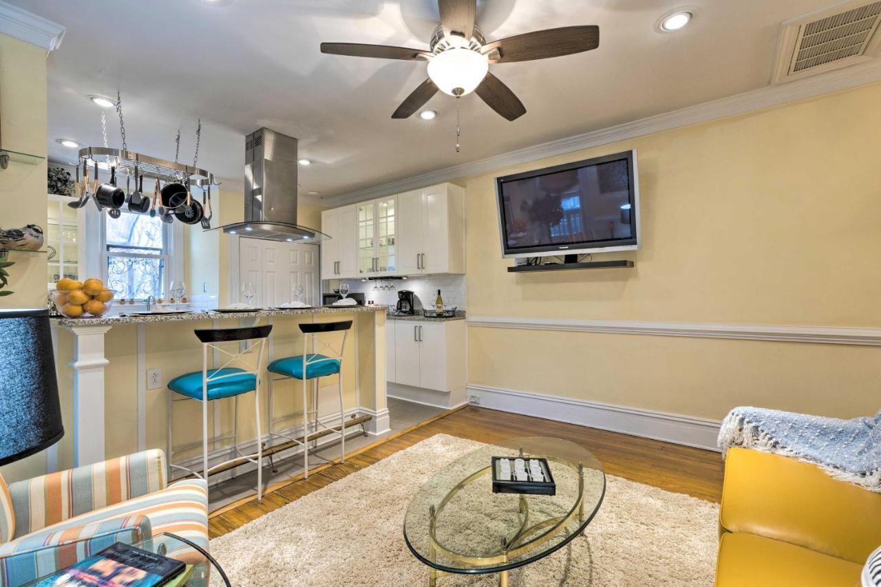 Apartment Chic With Private Deck And Patio!