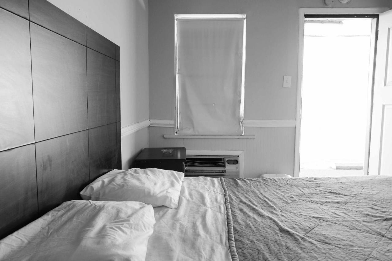 Richmond Motel 4*