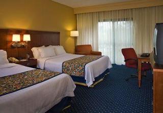 Courtyard By Marriott West