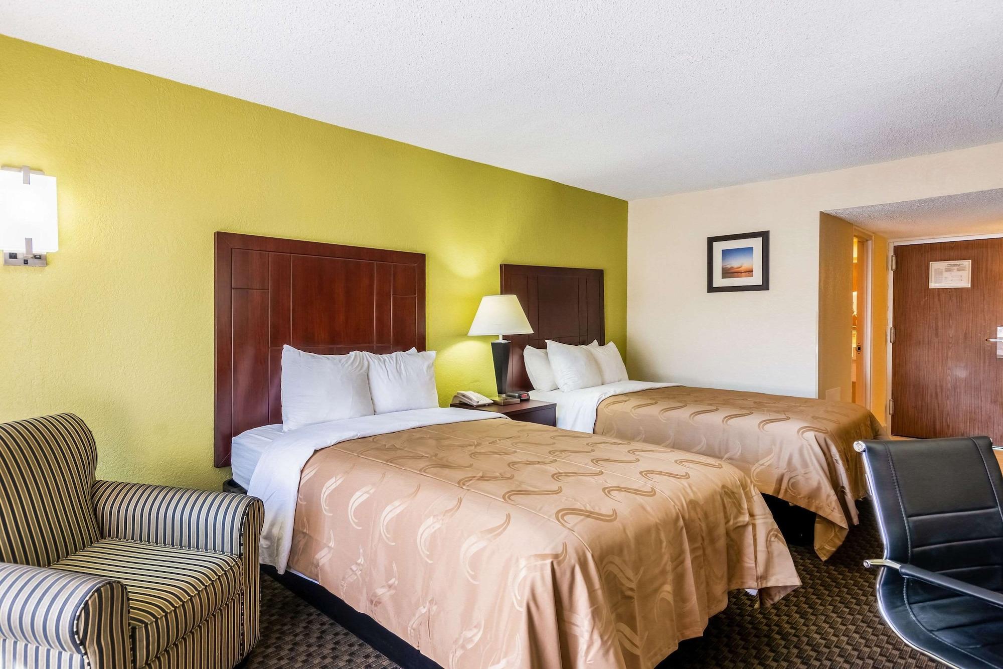 Quality Inn 3*