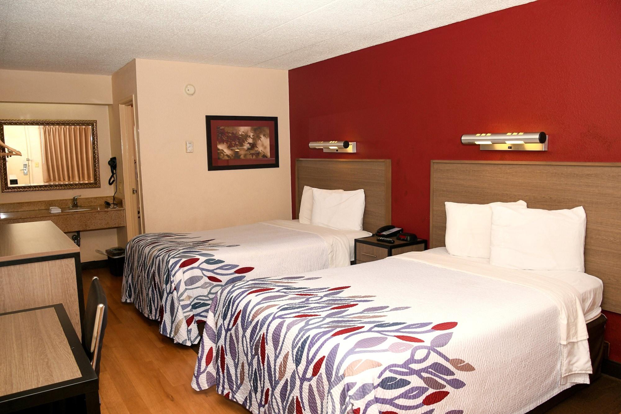 Motel Red Roof South