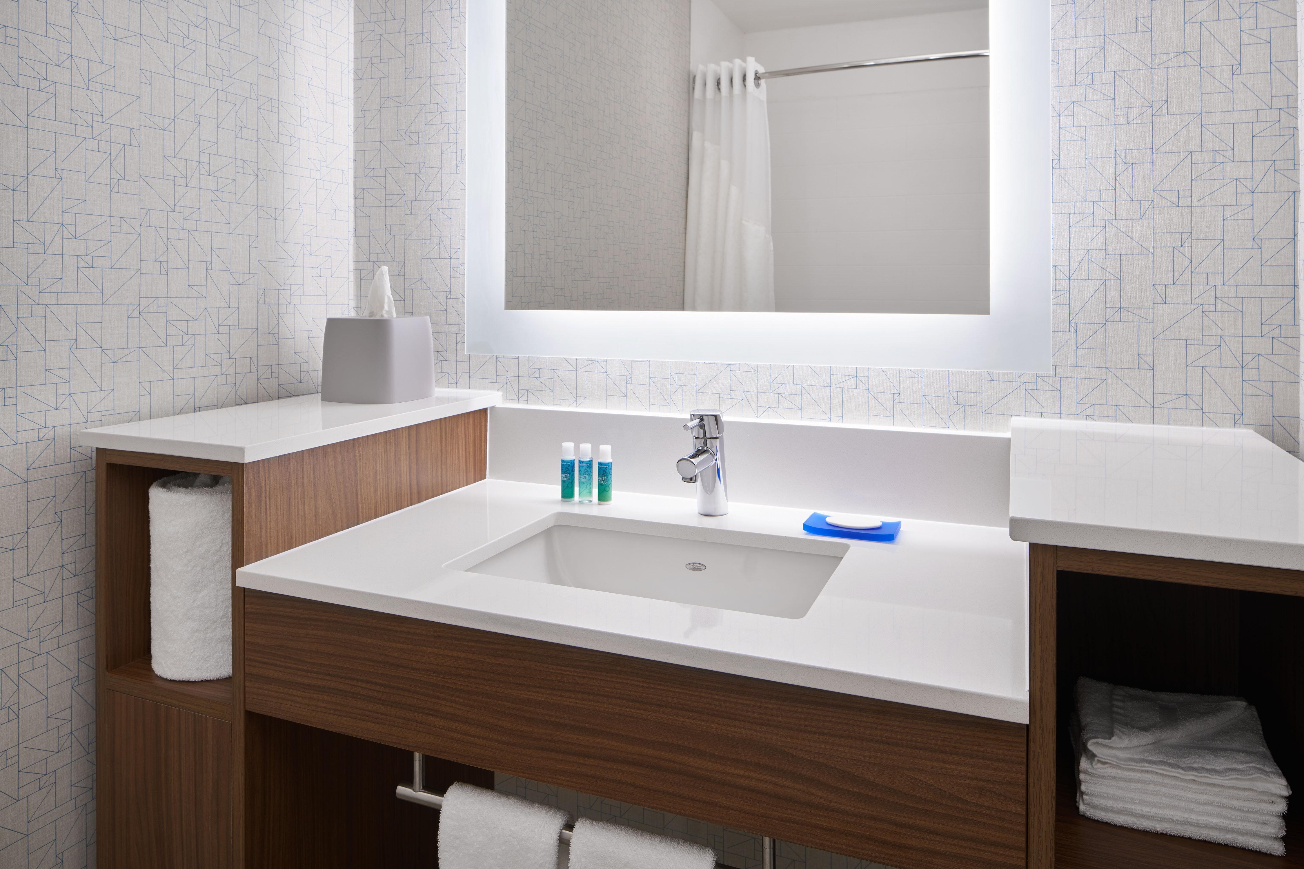 Express - Downtown By Ihg 2*