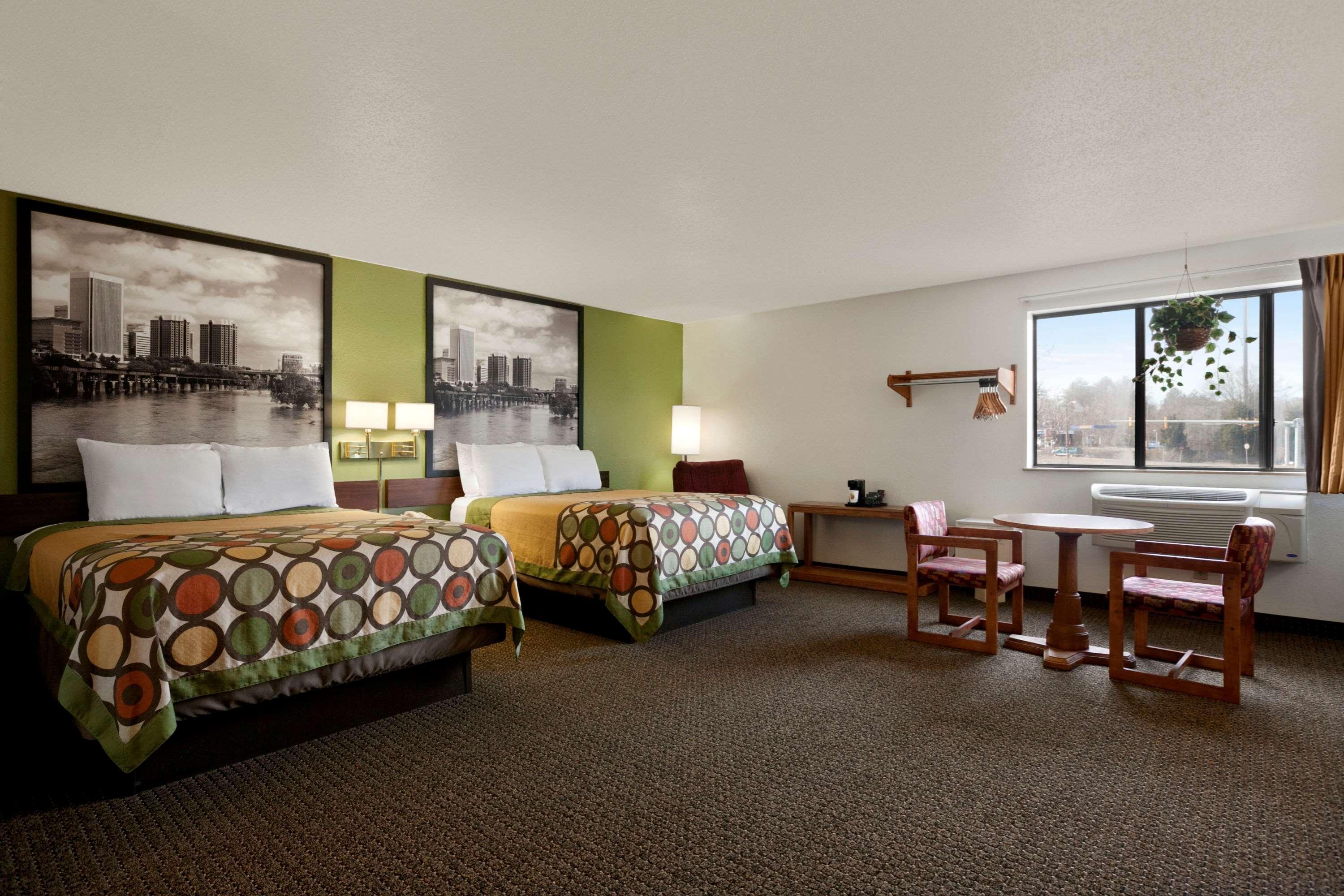 Hotel Super 8 By Wyndham Richmond/chamberlayne Rd 3*