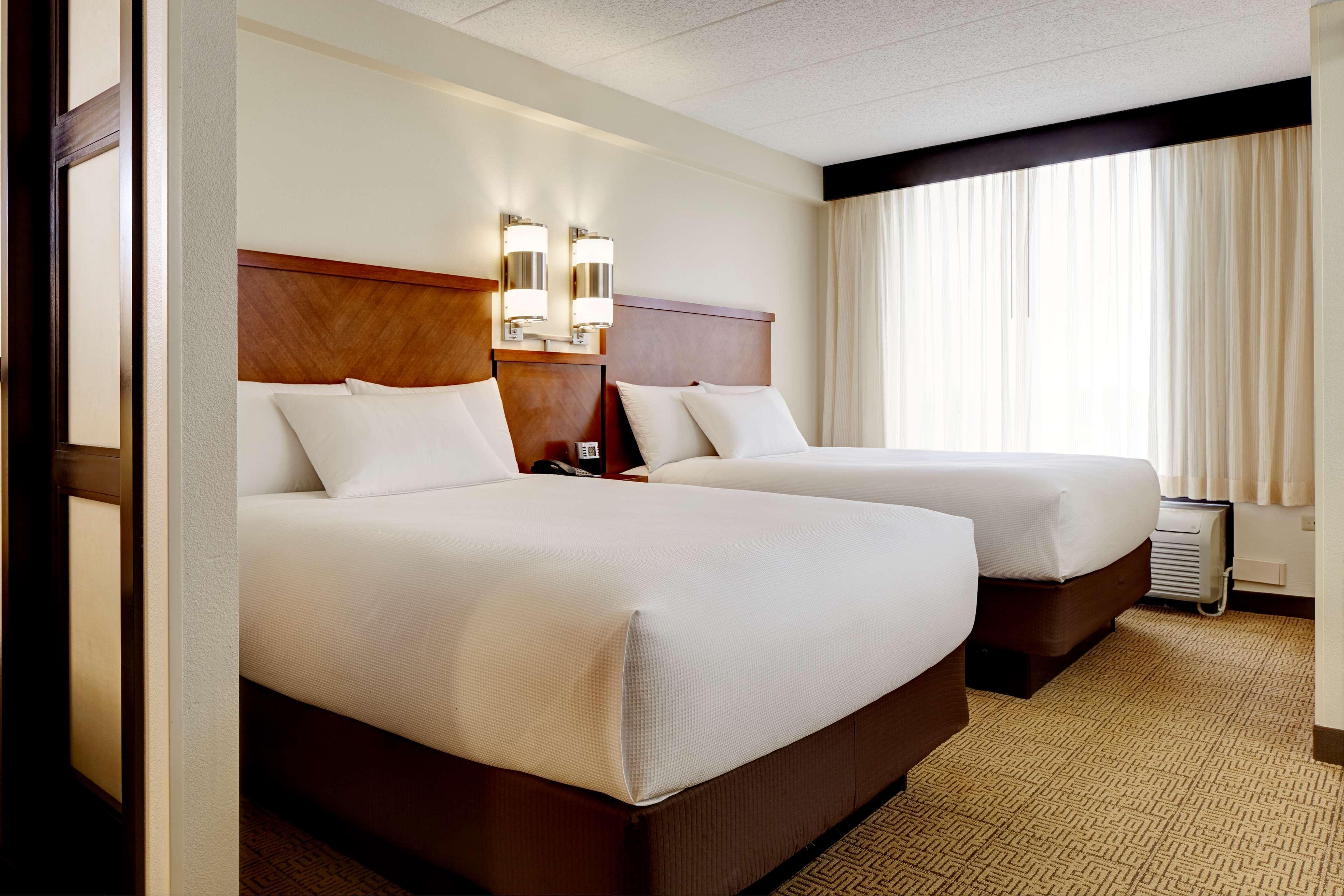 Hyatt Place Airport 3*