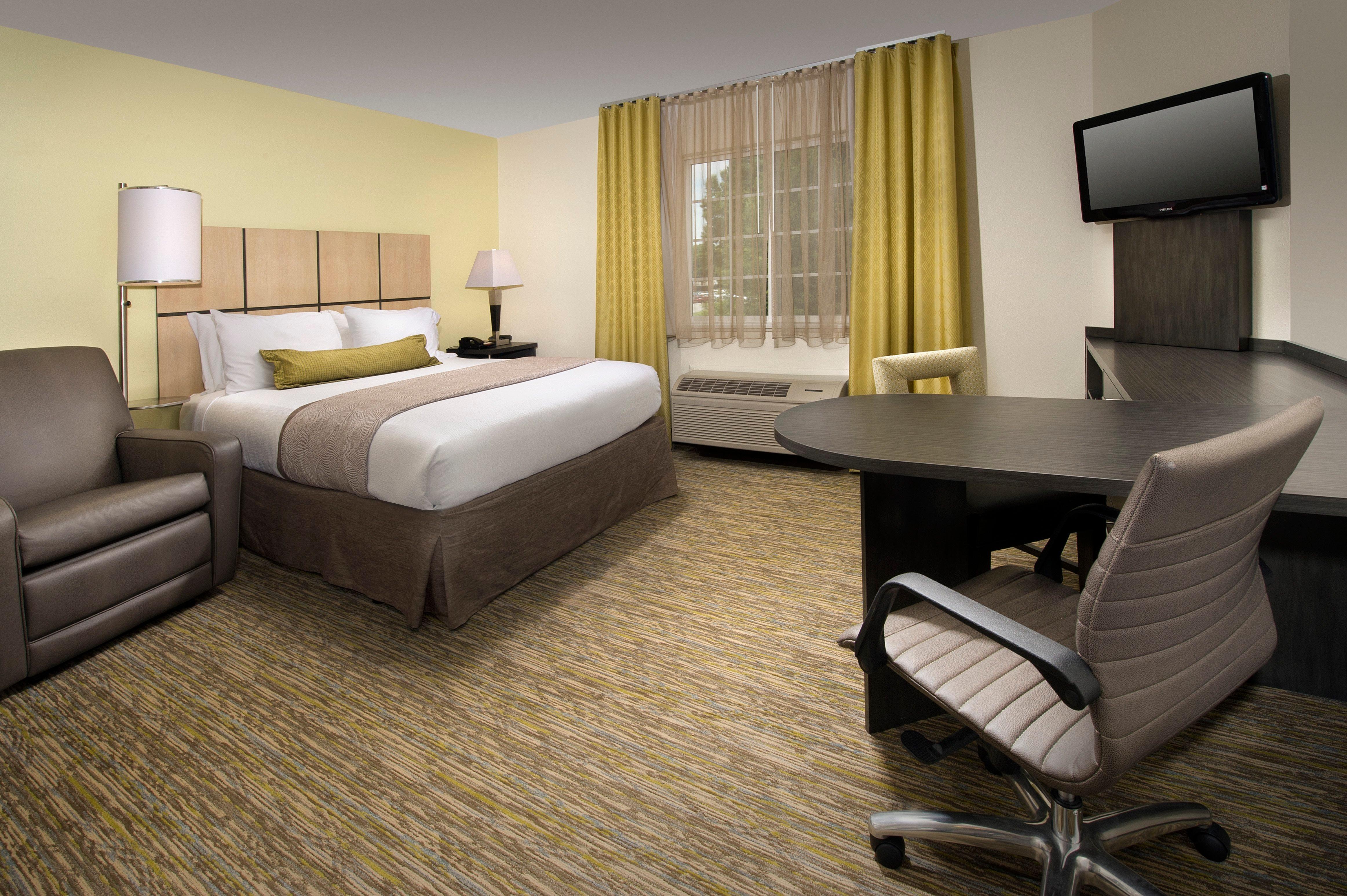 Hotel Candlewood - South By Ihg 2*
