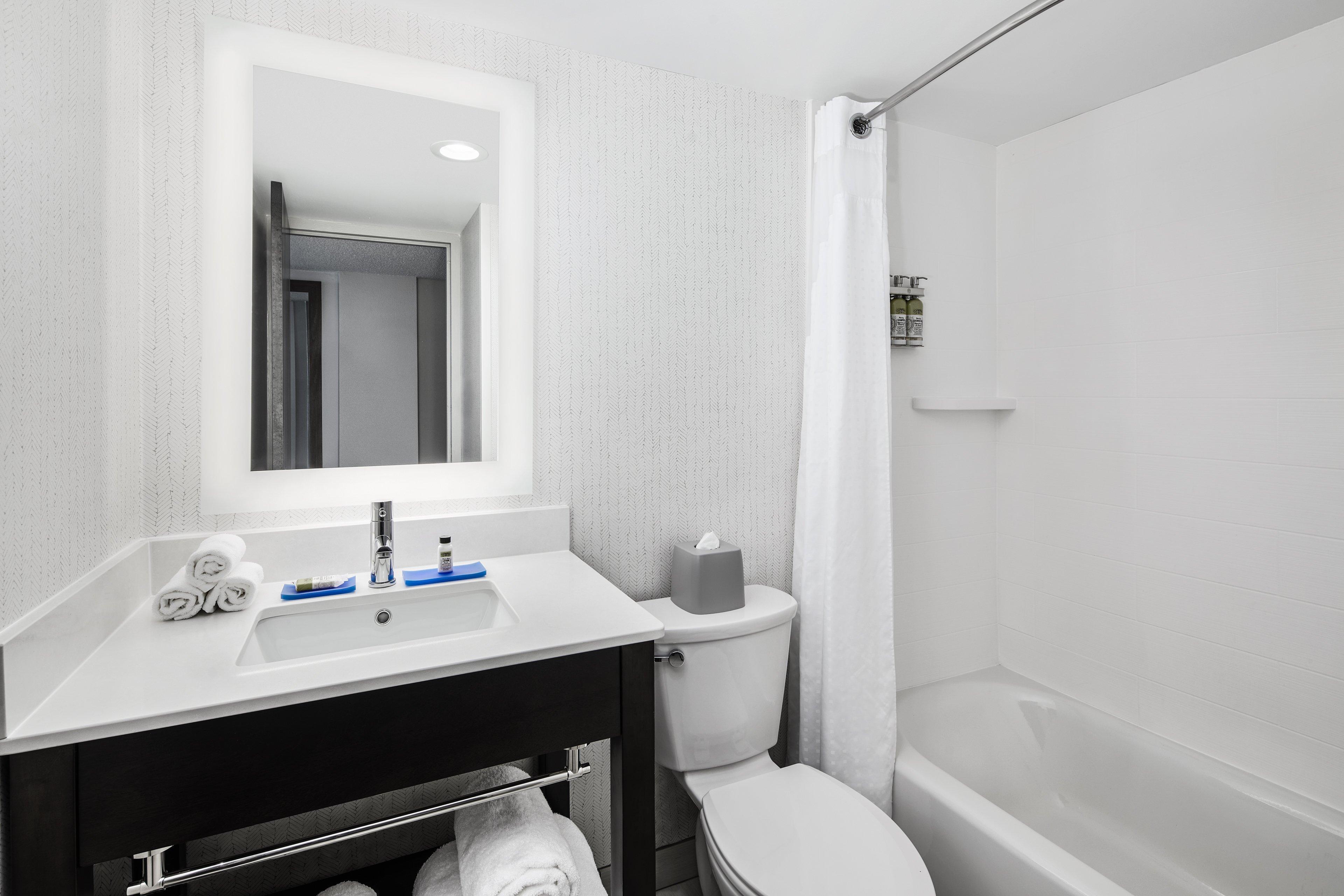Express - Midtown By Ihg 3*