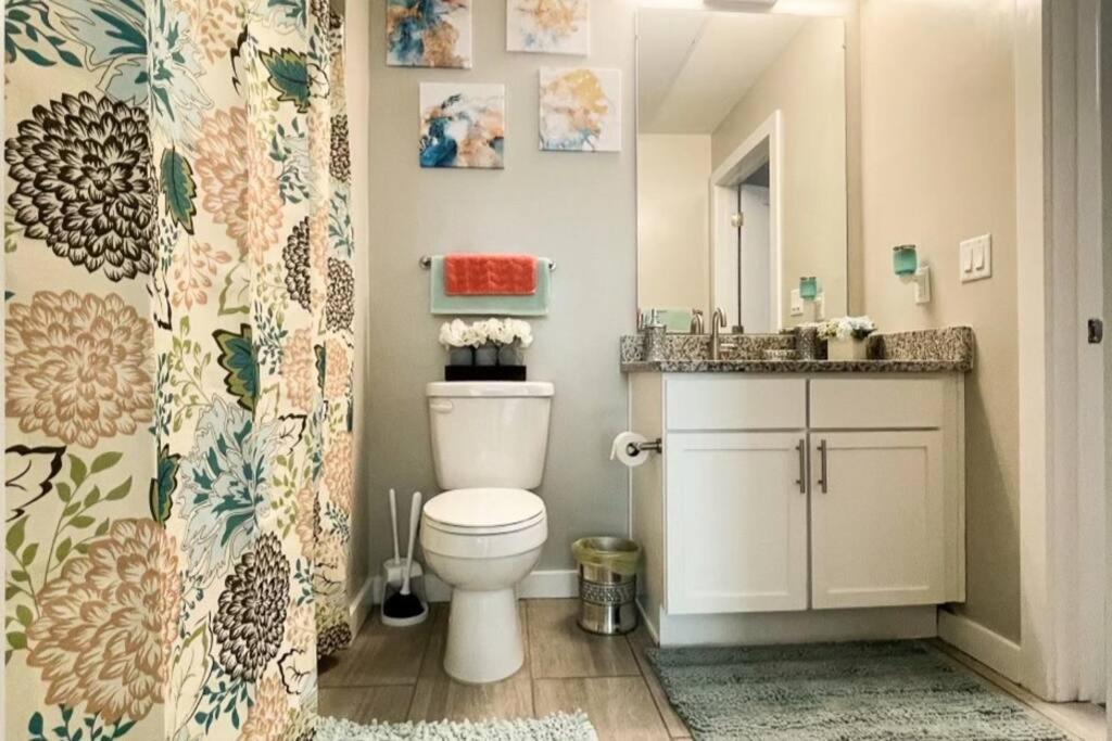 Apartment Museum District Apt Retreat W/bbq Patio And Pool *
