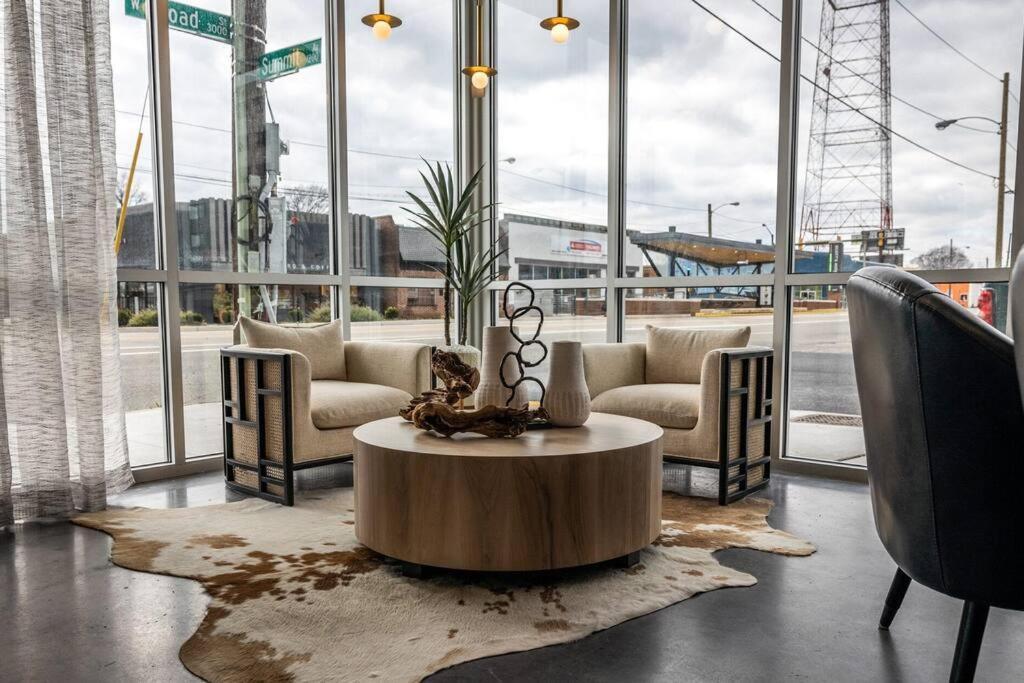Museum District Apt Retreat W/bbq Patio And Pool * Richmond