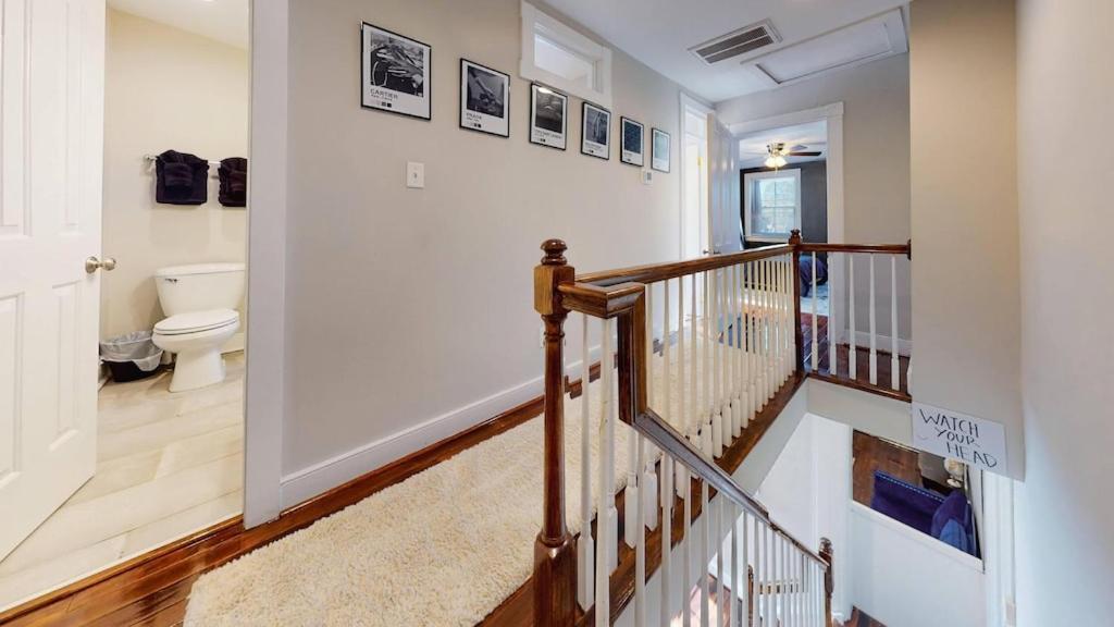 Holiday home New! Renovated Townhome W/ Putting & Patio! *