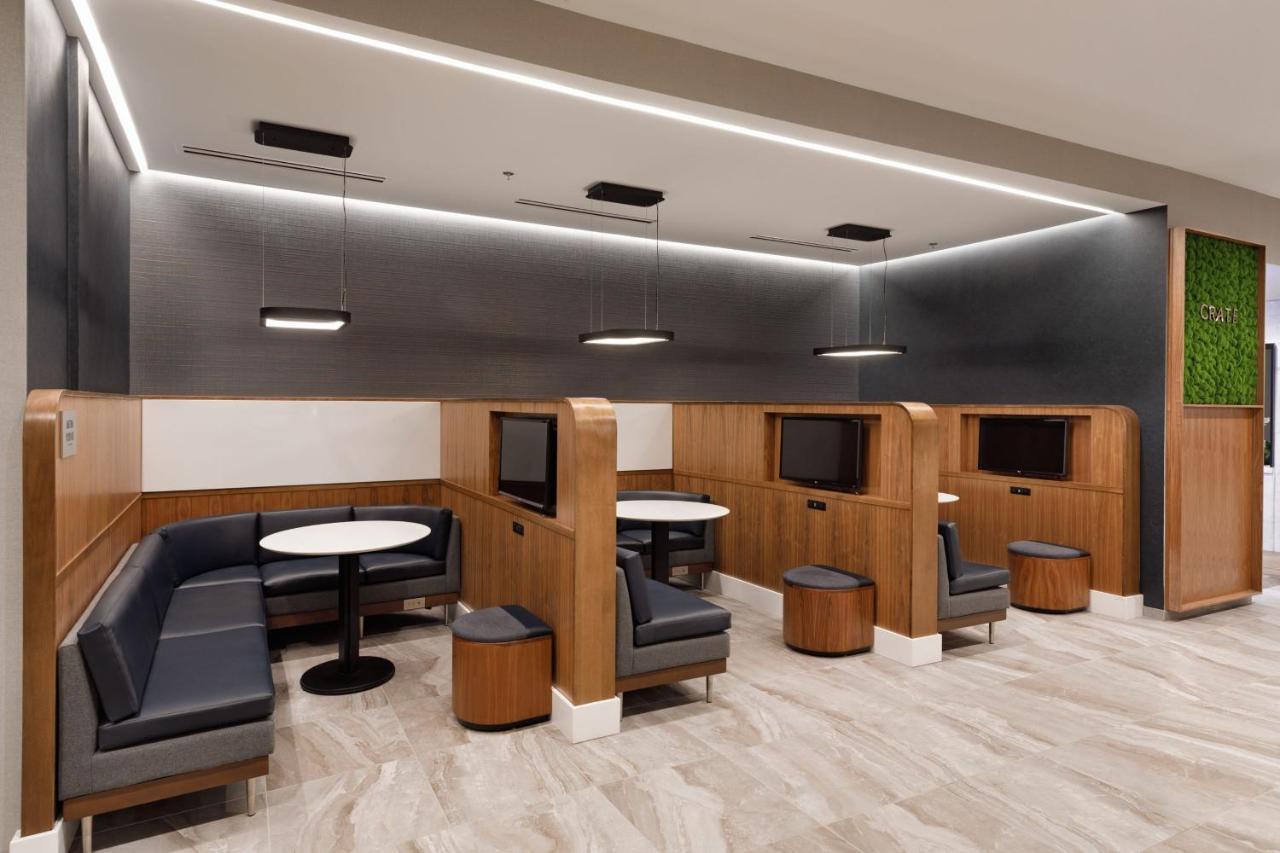 Hotel Courtyard By Marriott Scott's Addition 3*