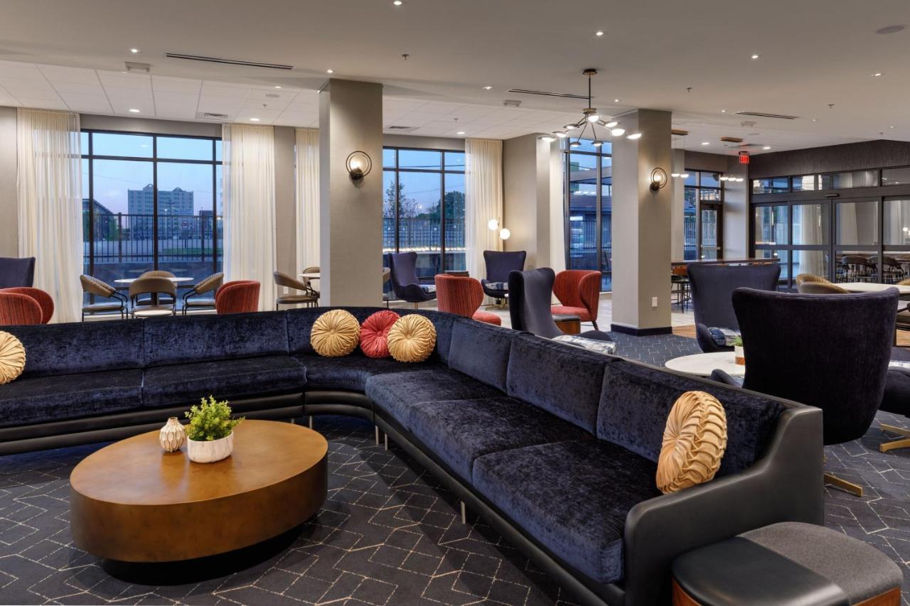 Courtyard By Marriott Scott's Addition Hotel 3*