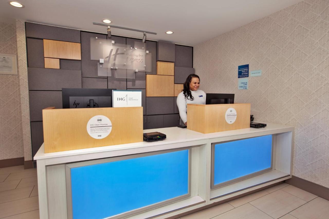 Hotel Express - Midtown By Ihg