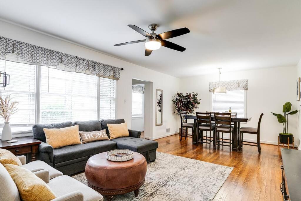 Rf Location W Fenced Backyard Fire-pit * Richmond