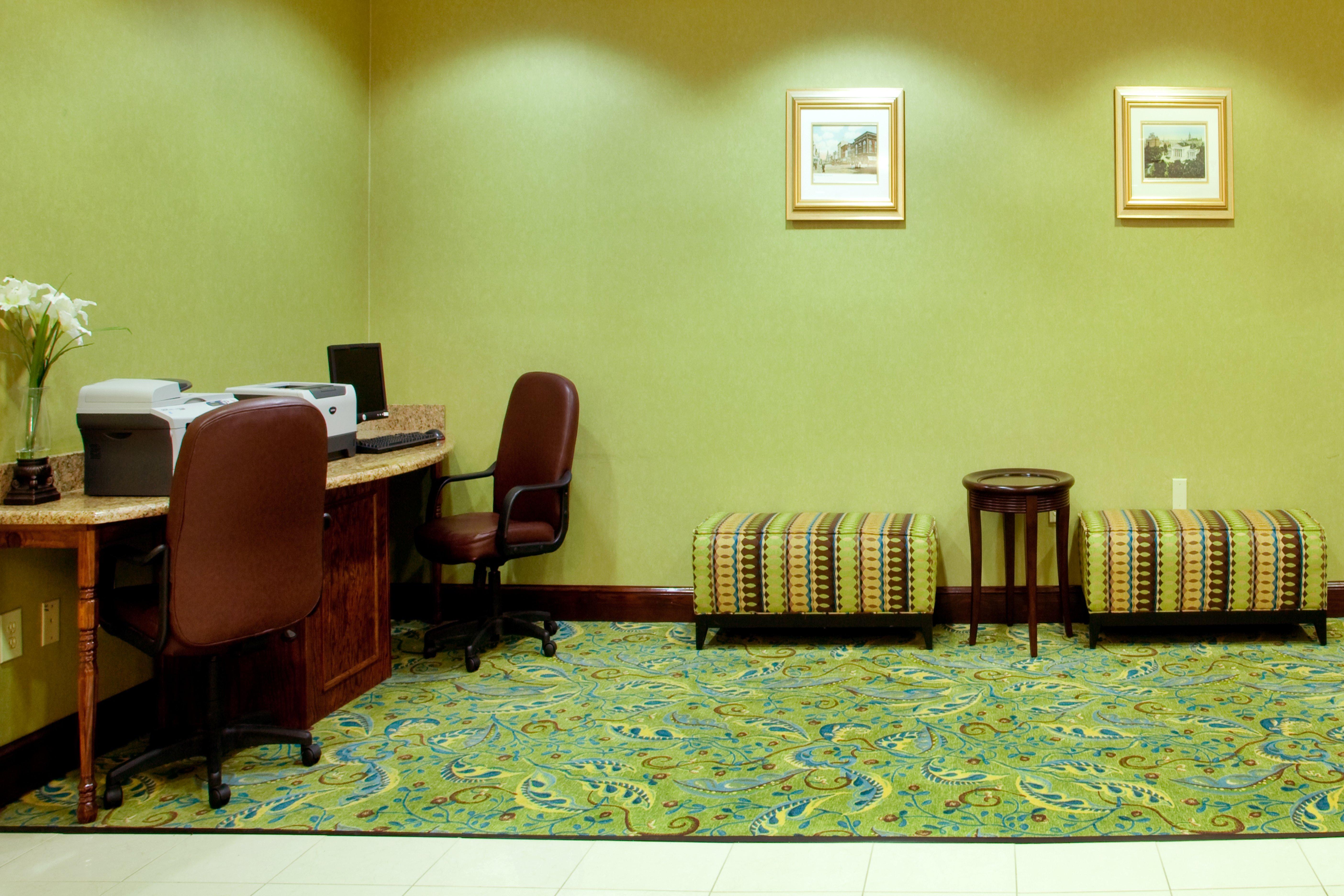 Express - Downtown By Ihg Hotel