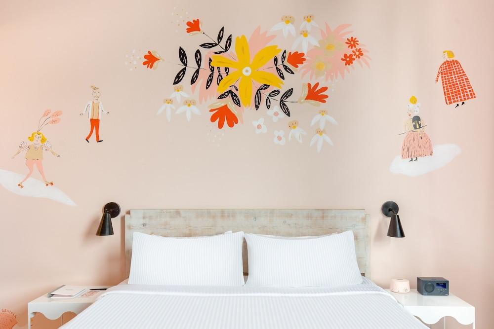 Quirk Hotel 4*