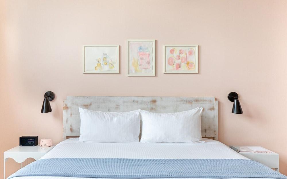 Quirk Hotel 4*