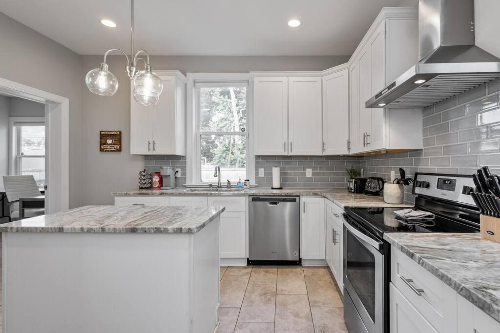 Holiday home Spacious, Vibrant 'n Richmond, Va!