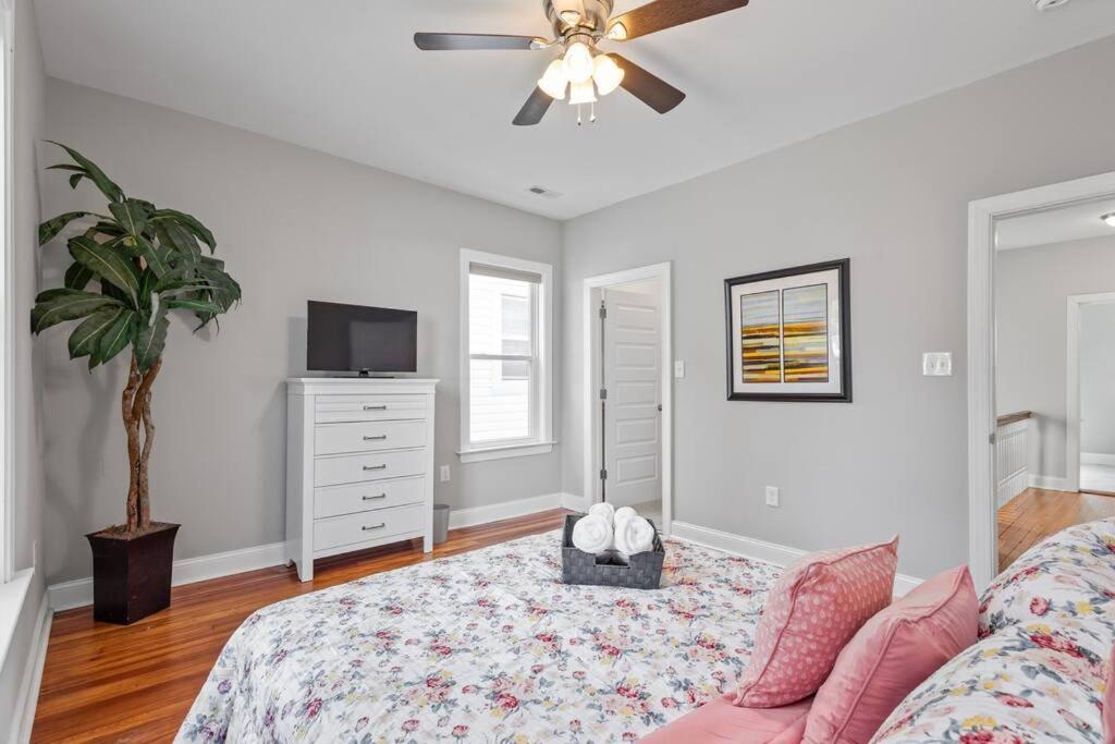Spacious, Vibrant 'n Richmond, Va! Holiday home Richmond