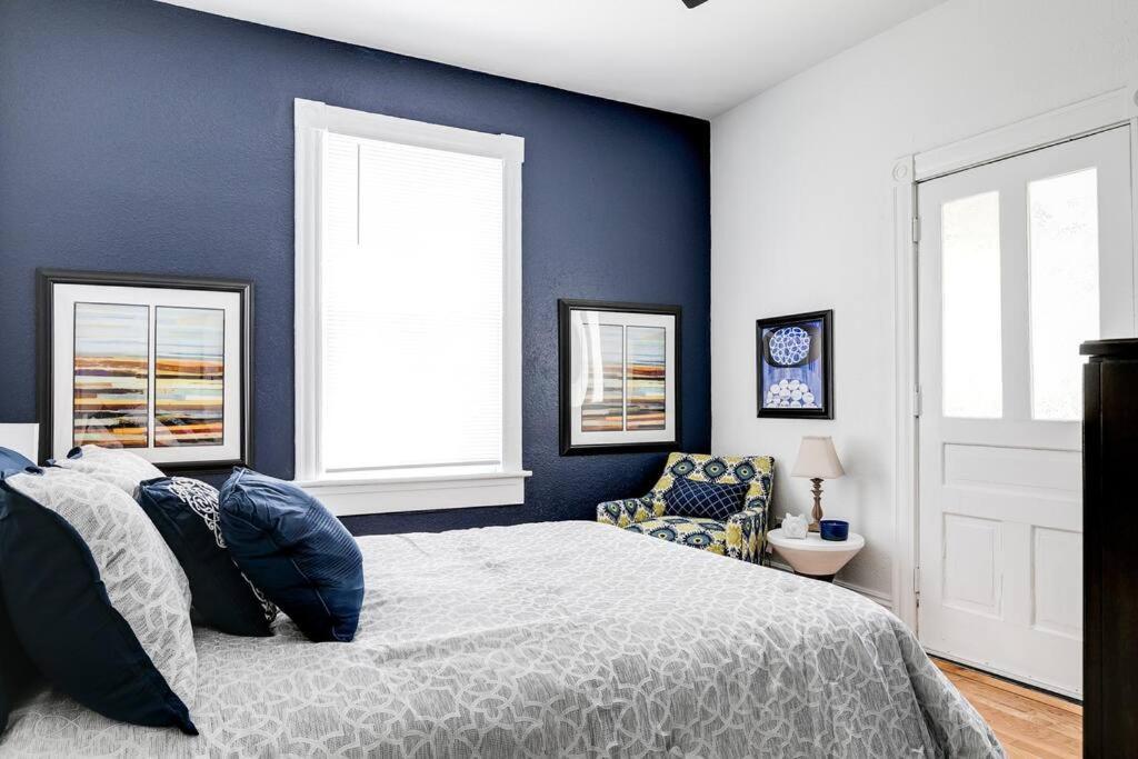 Chic Urban Couples Retreat: Perfect Getaway 'n Rva Richmond