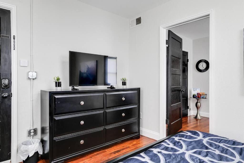 Charming, Happy 1-bed Oasis: Rva Retreat Awaits! Apartment