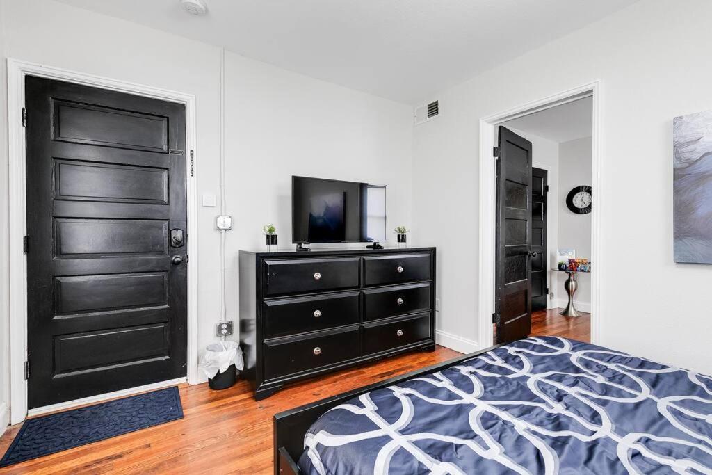 Charming, Happy 1-bed Oasis: Rva Retreat Awaits! Apartment