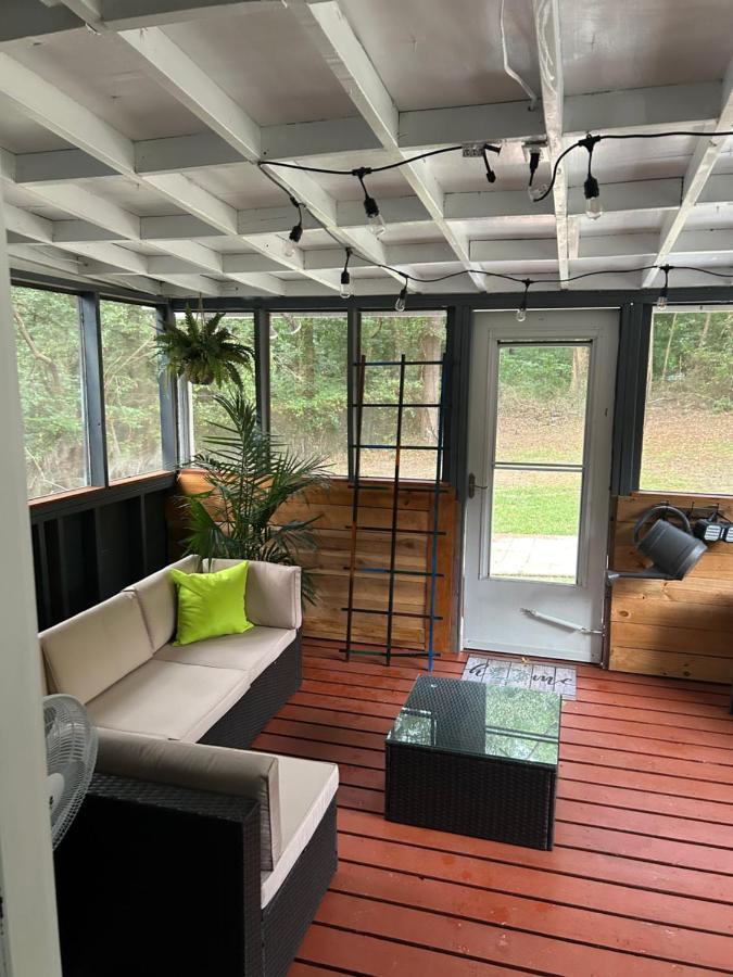 Serene Retreat! 420 Friendly In Designated Area, 3 Minutes To Downtown * Richmond