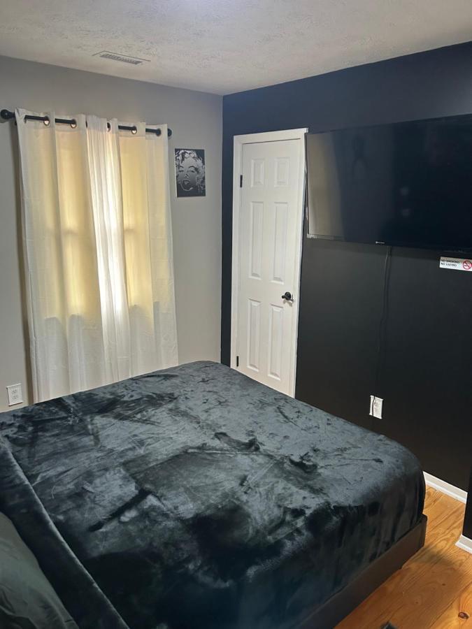 Serene Retreat! 420 Friendly In Designated Area, 3 Minutes To Downtown * Richmond