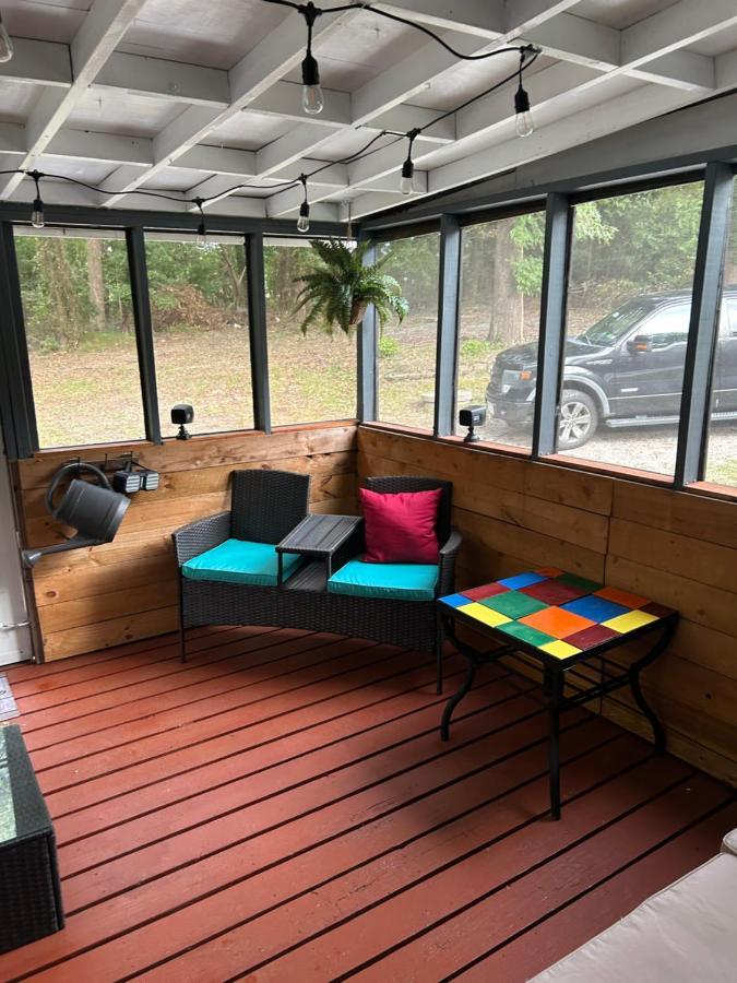 Villa Serene Retreat! 420 Friendly In Designated Area, 3 Minutes To Downtown