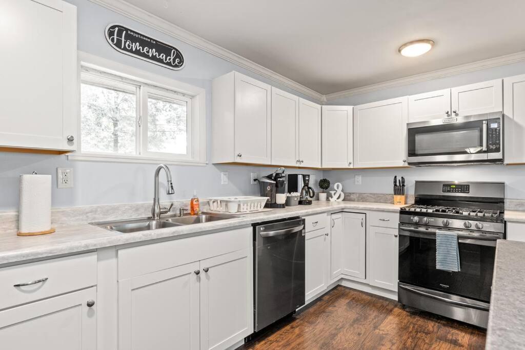 Holiday home The Bamboo House! Dog-friendly N Rva Sleeps 8 Richmond