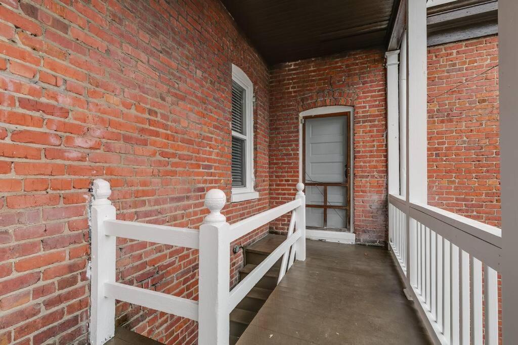 Grand Carytown 5br Fan Fully Fenced Holiday home *