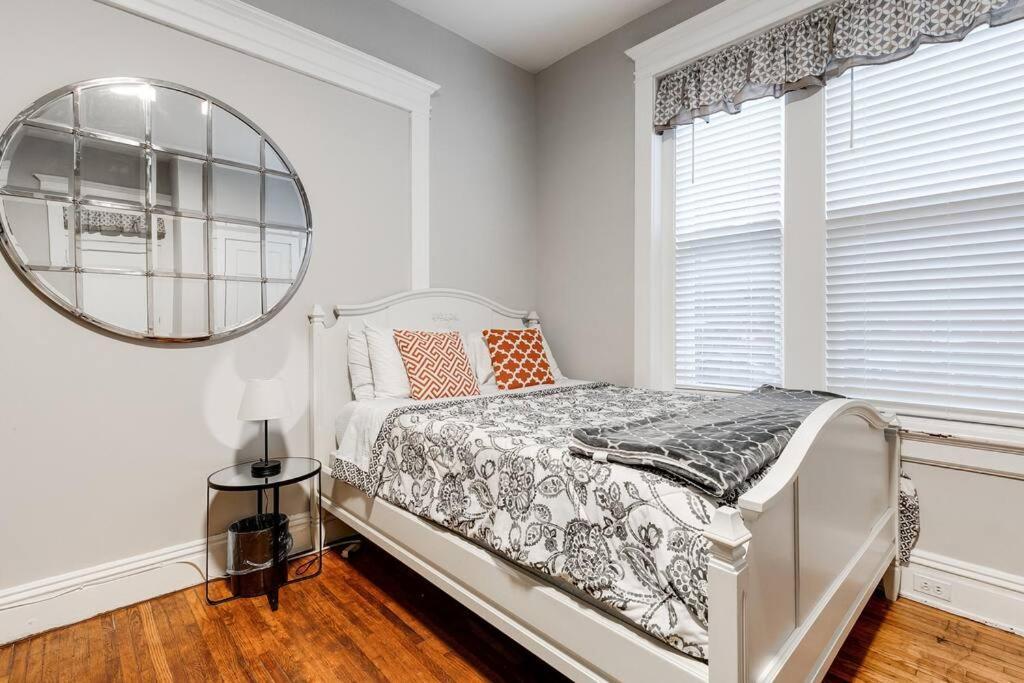Grand Carytown 5br Fan Fully Fenced