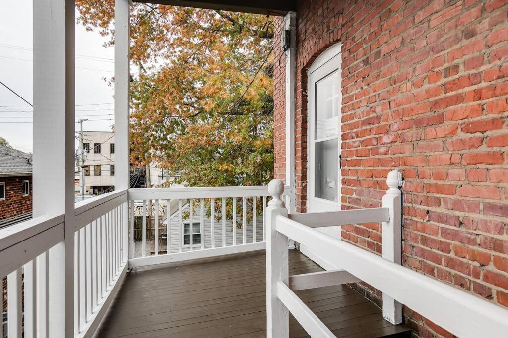 Holiday home Grand Carytown 5br Fan Fully Fenced
