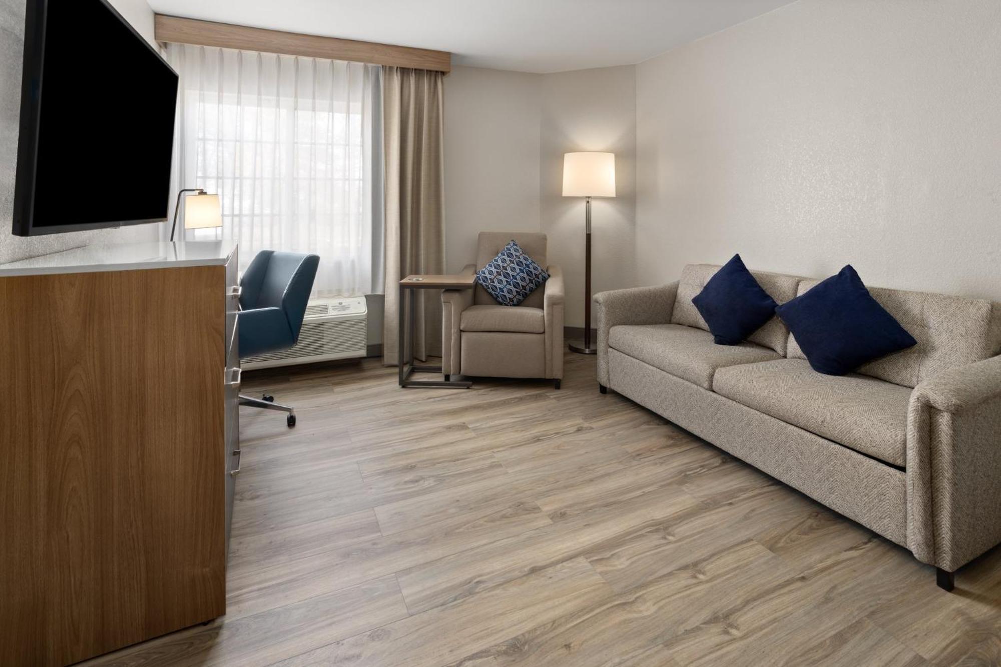 Candlewood - South By Ihg Hotel 2*