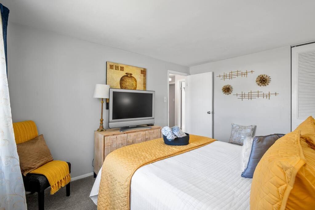 Stylish Haven 11 Minutes From The Airport Holiday home Richmond