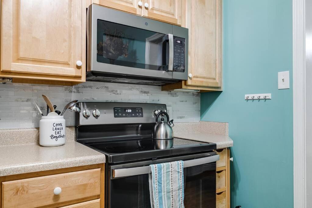 Holiday home Lg Location Free Parking Fenced Yard Fire-pit *