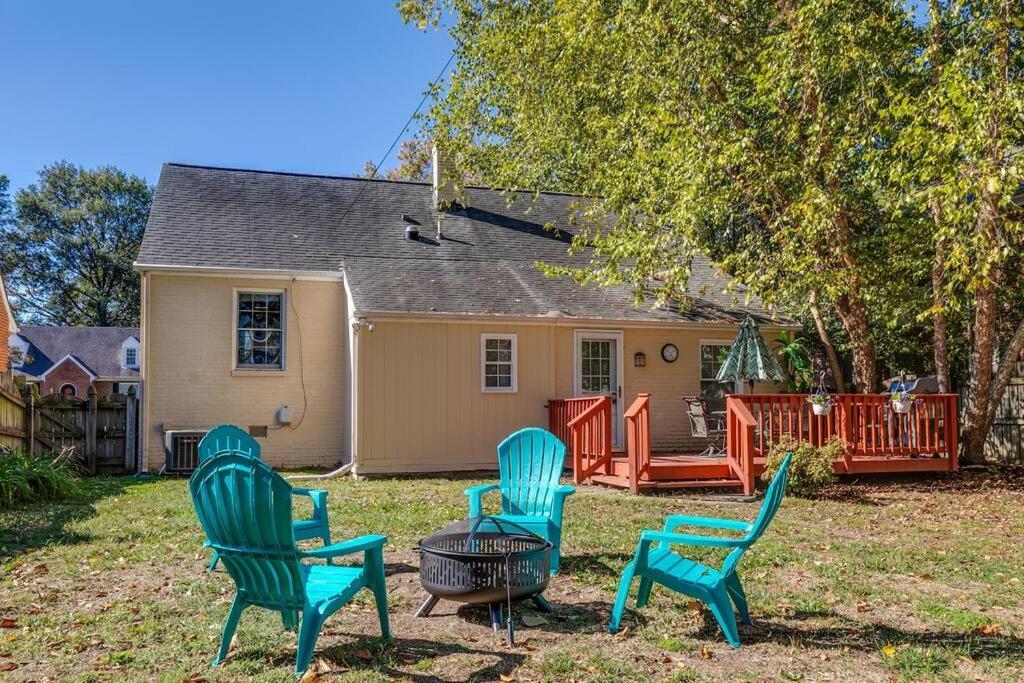 Lg Location Free Parking Fenced Yard Fire-pit Holiday home Richmond