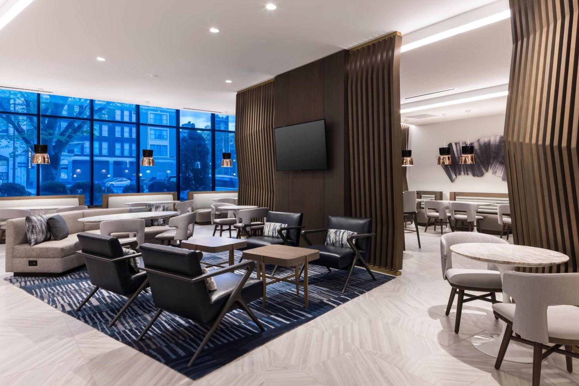 Hotel Marriott 3*