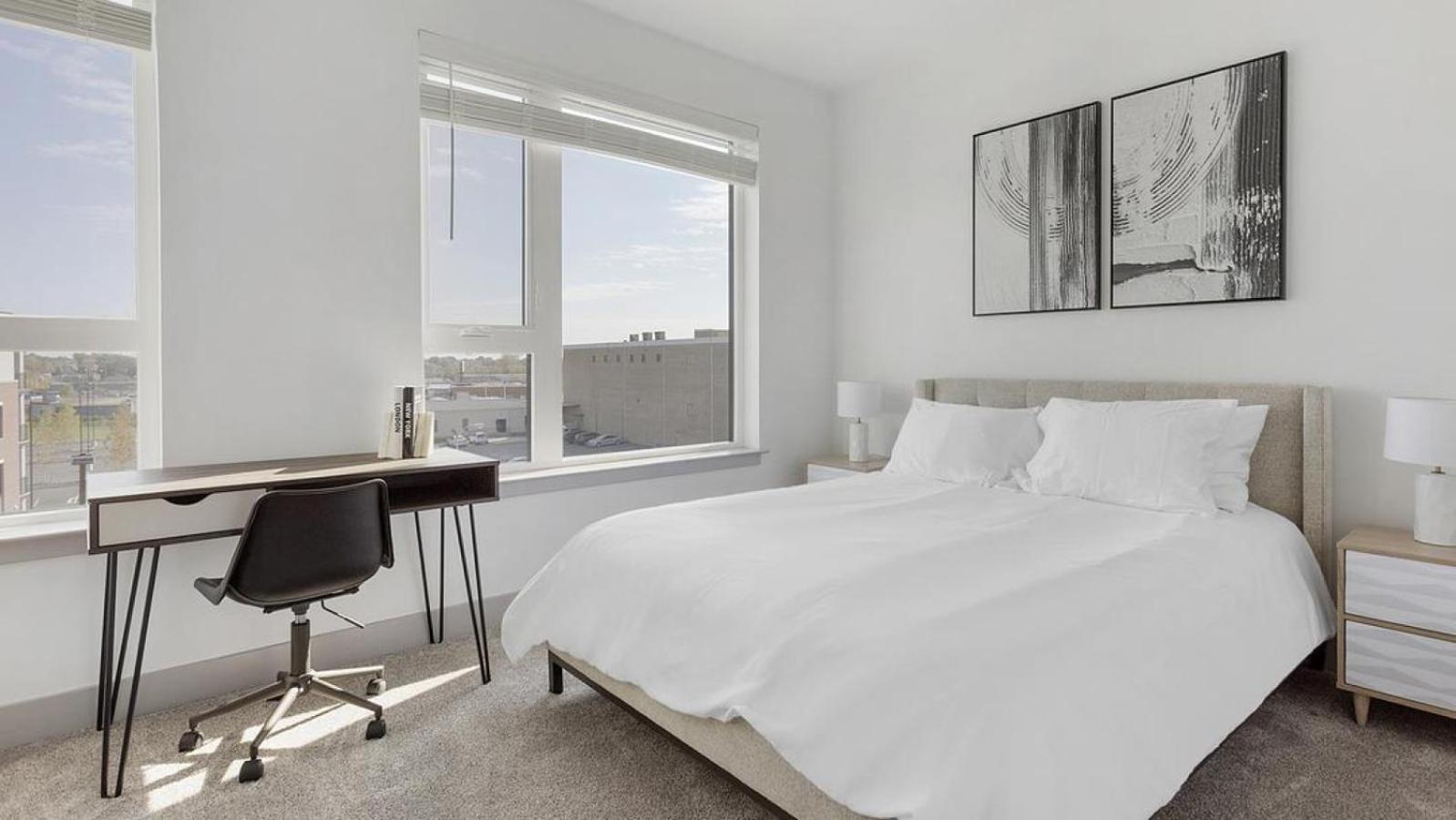 Landing - Modern With Amazing Amenities Apartment
