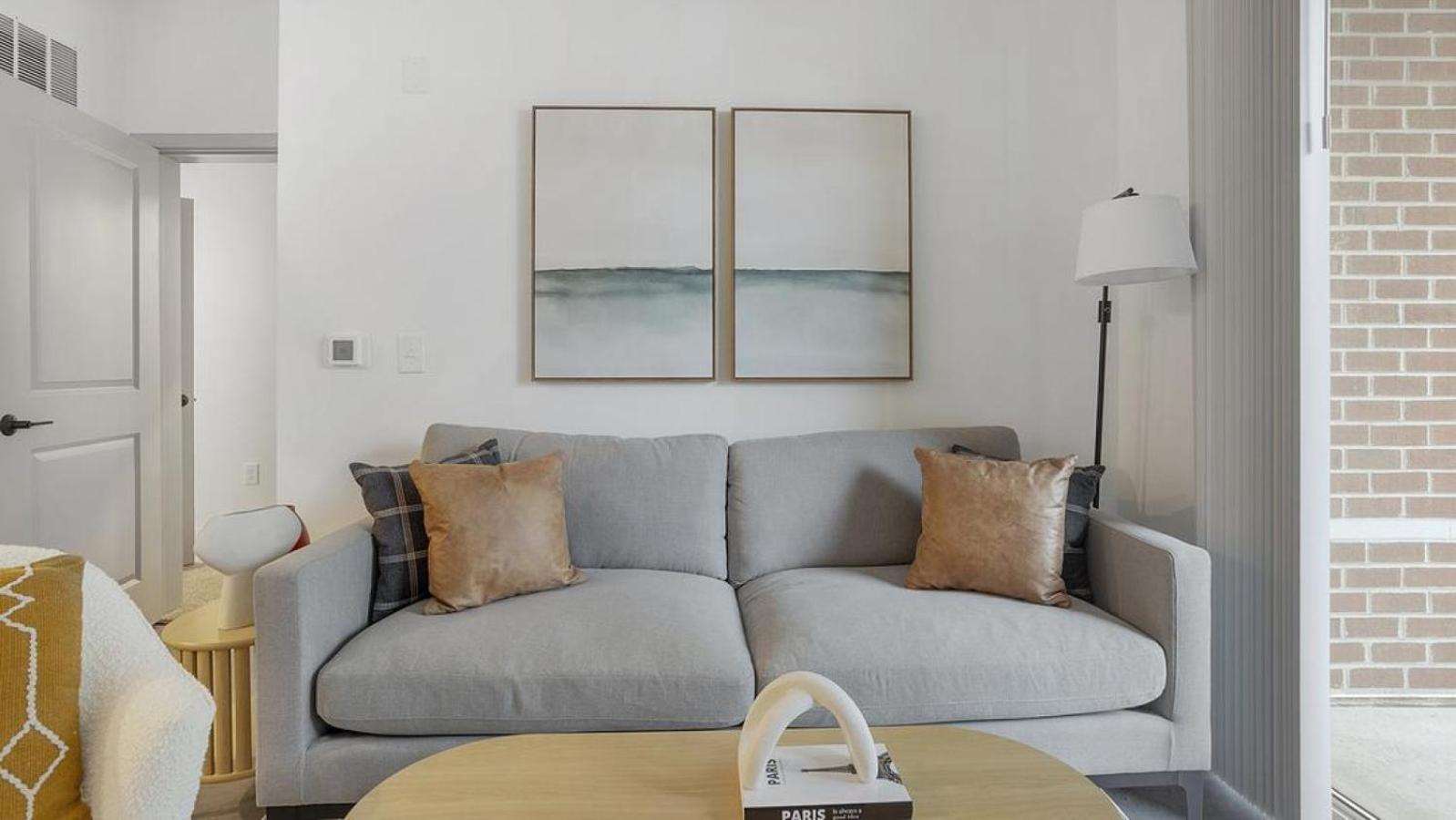 Landing Modern With Amazing Amenities * Richmond