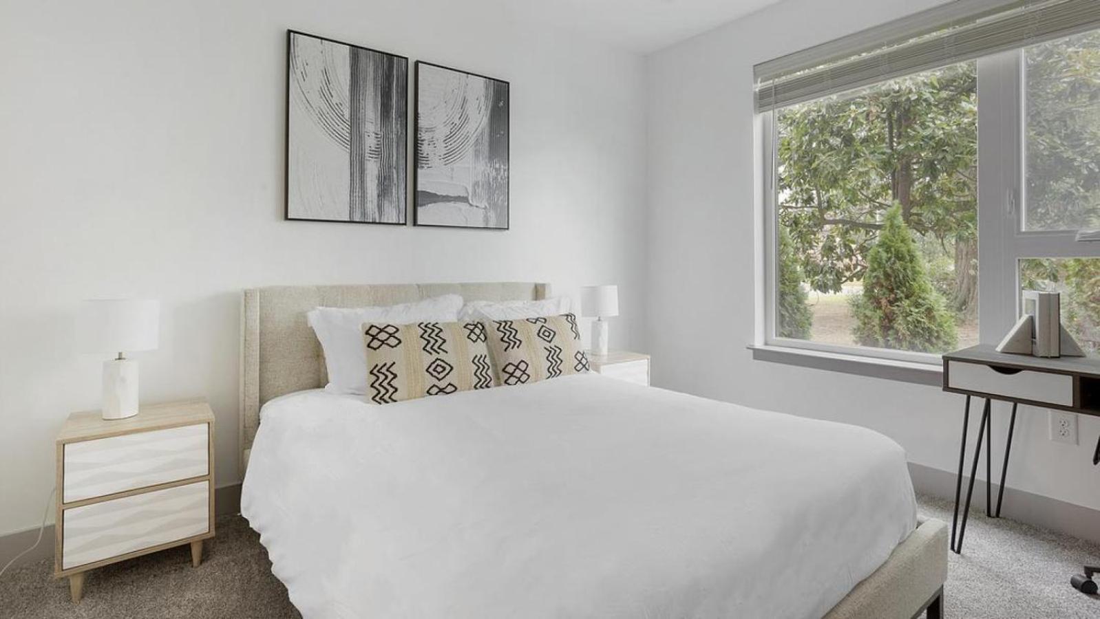 Landing Modern With Amazing Amenities Apartment *