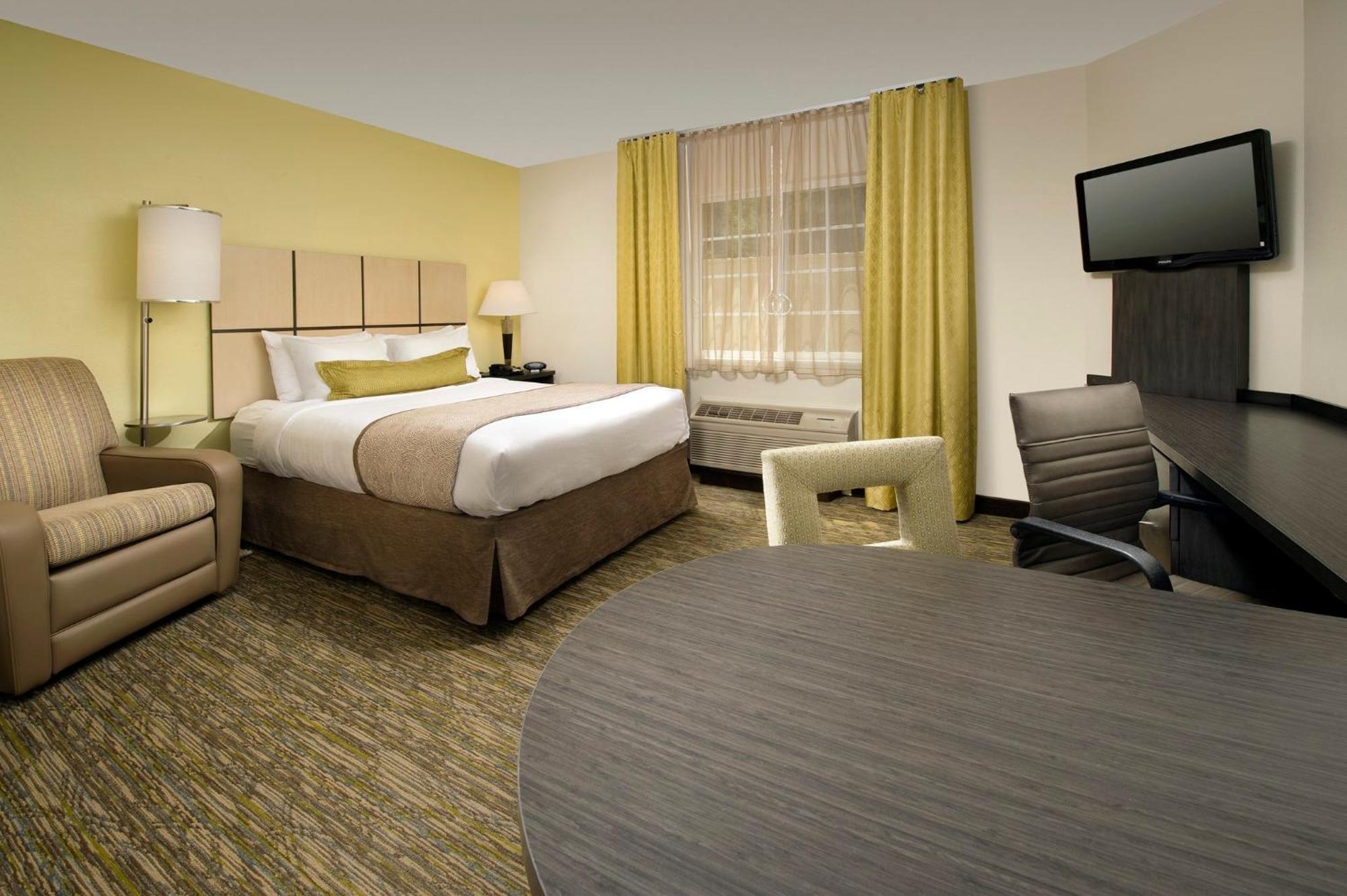 Candlewood - South By Ihg