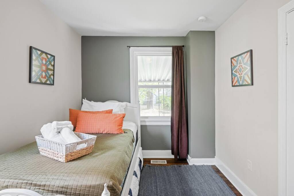 Holiday home Private House + Yard Location To Rva