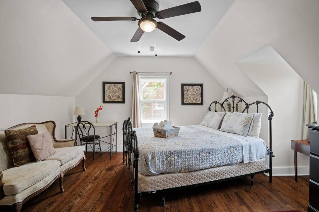 Holiday home Private House + Yard Location To Rva