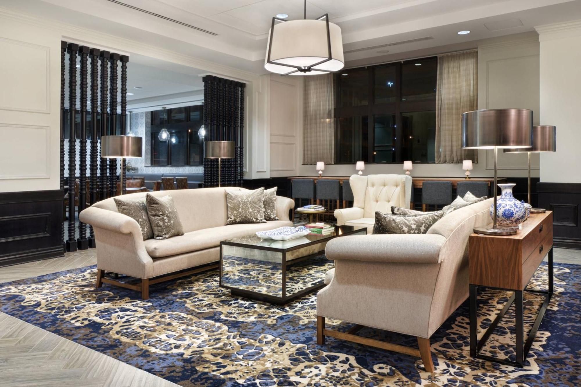 By Marriott Downtown Hotel Richmond